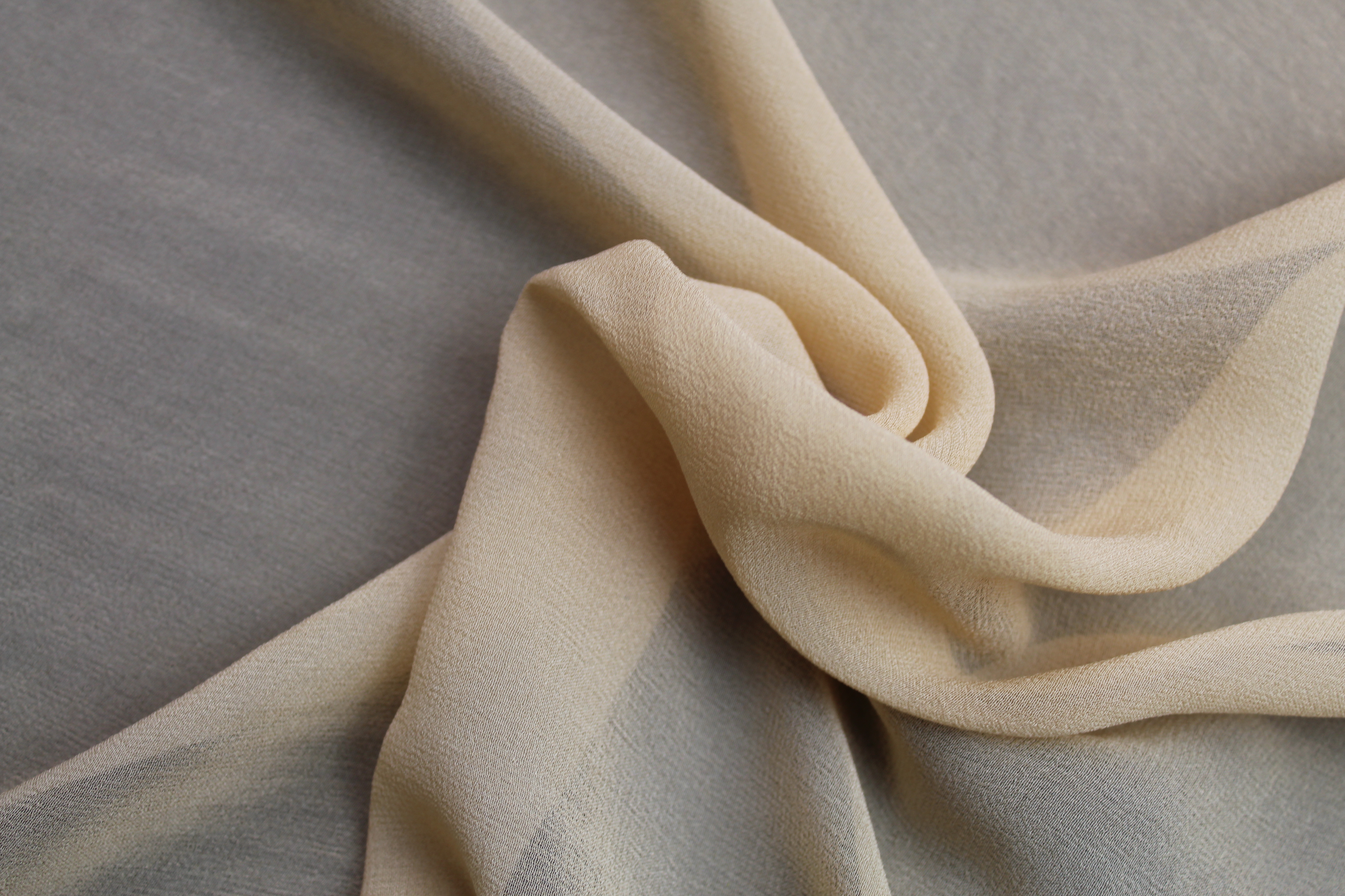 SILK CHIFFON GEORGETTE - LT GOLD